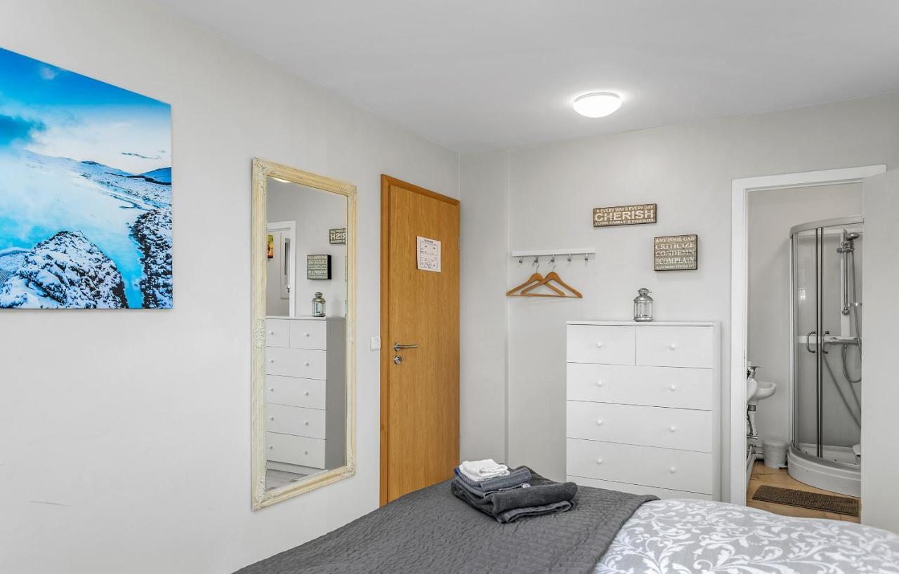 Guesthouse Vatnsholt Екстериор снимка